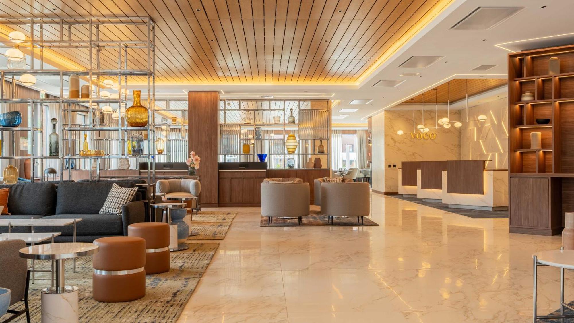 Voco Stockholm - Kista By Ihg Hotel Екстериор снимка