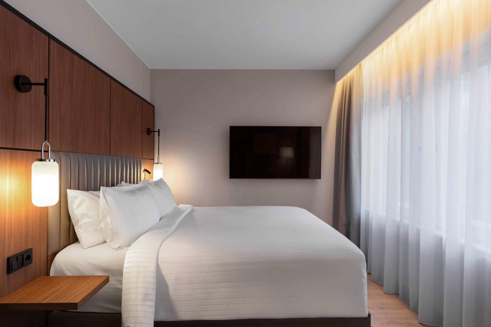 Voco Stockholm - Kista By Ihg Hotel Екстериор снимка